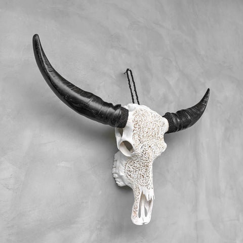 Filigraner Farn | Hand-Carved Buffalo