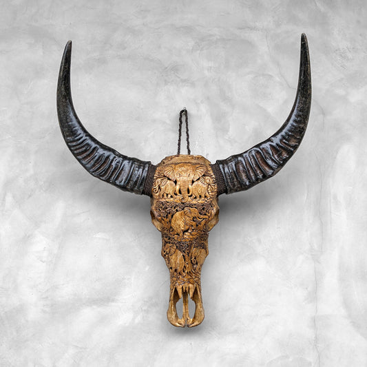 Elefantenherde | Handgeschnitzter Büffelschädel