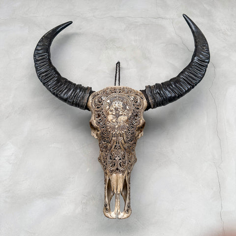 Göttlicher Ganesha | Handgeschnitzter Büffelschädel