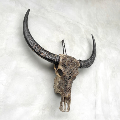 Charmanter Lotus | Handgeschnitzter Büffelschädel