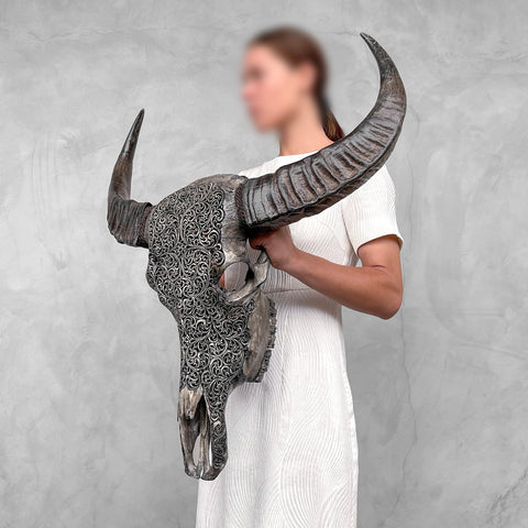 Filigraner Farn | Hand-Carved Buffalo