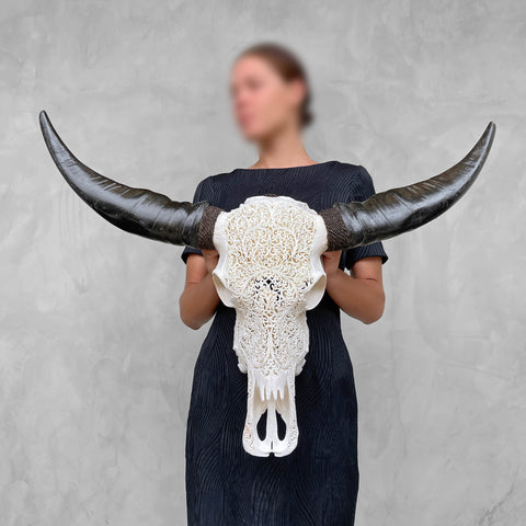 Filigraner Farn | Hand-Carved Buffalo